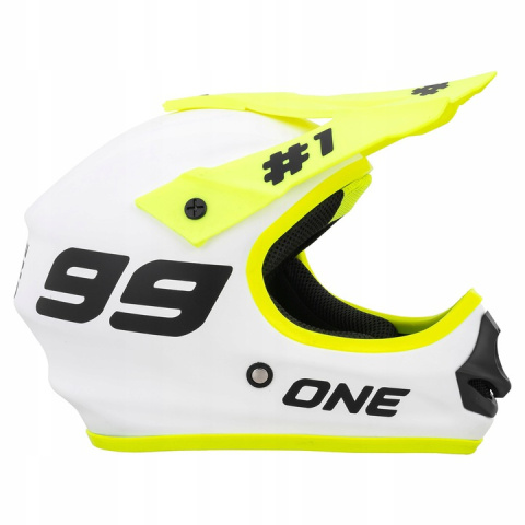 Kask na hulajnogę Cross Enduro Homologacja Monster Biały Kask na hulajnogę Cross Enduro Homologacja Monster Biały